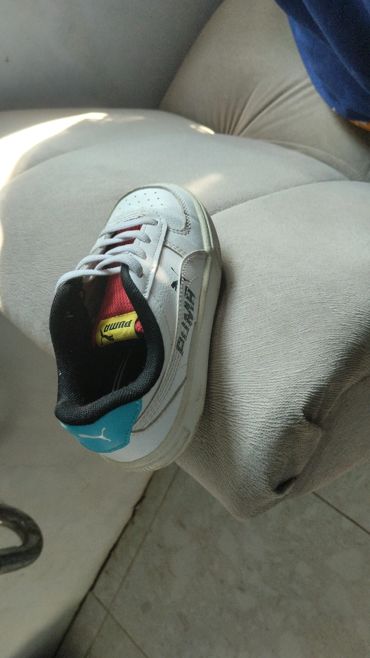 Foto laporan Sepatu (TB0010)