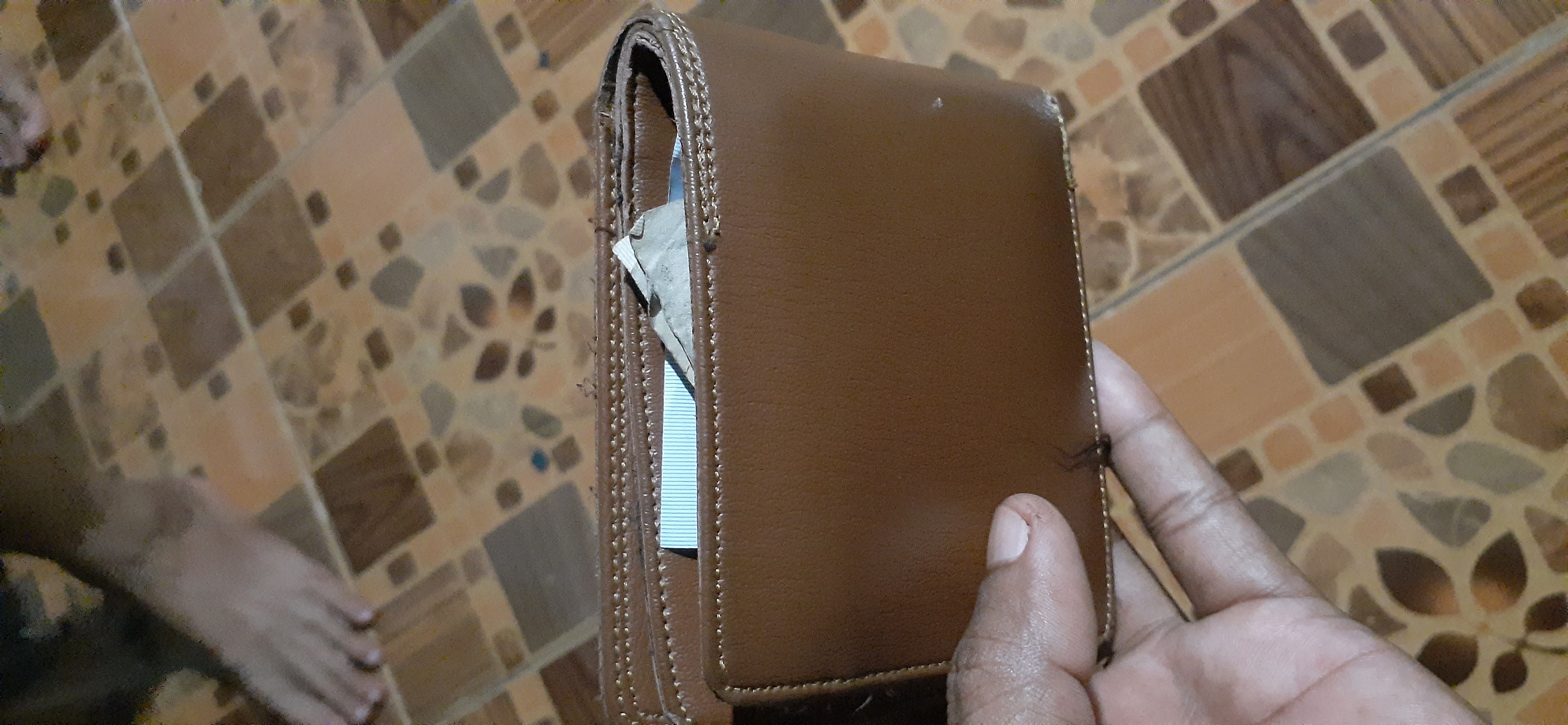Foto laporan Dompet (TB0043)
