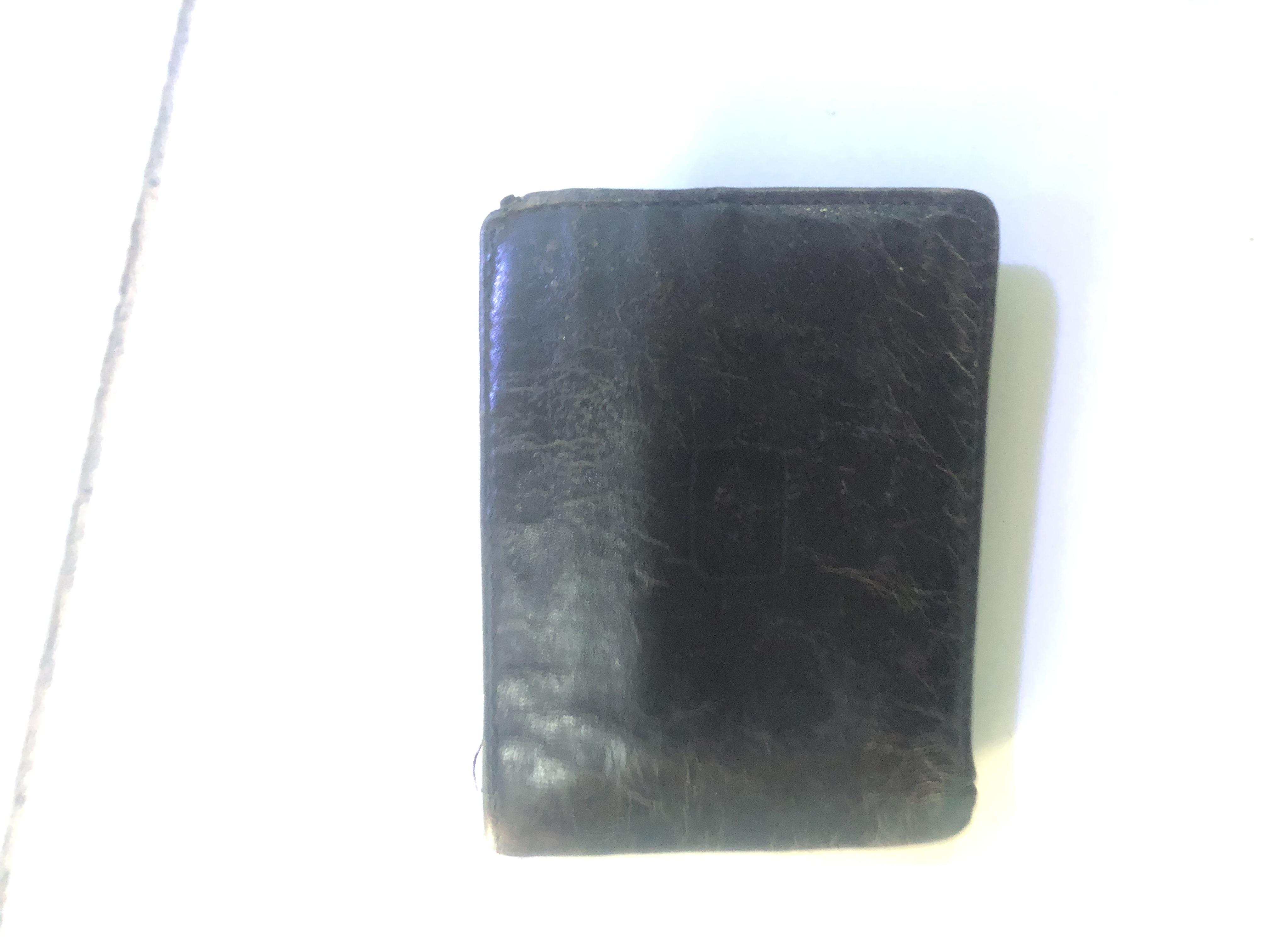 Foto laporan dompet (TB0053)