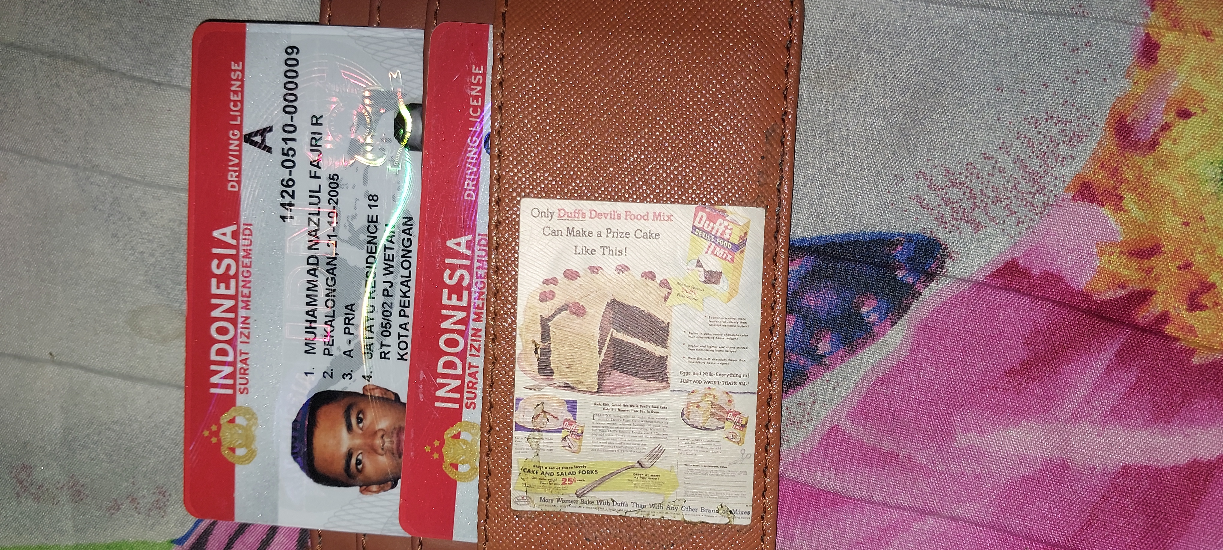 Foto laporan Dompet kartu isi sim c dan sim a (TB0145)