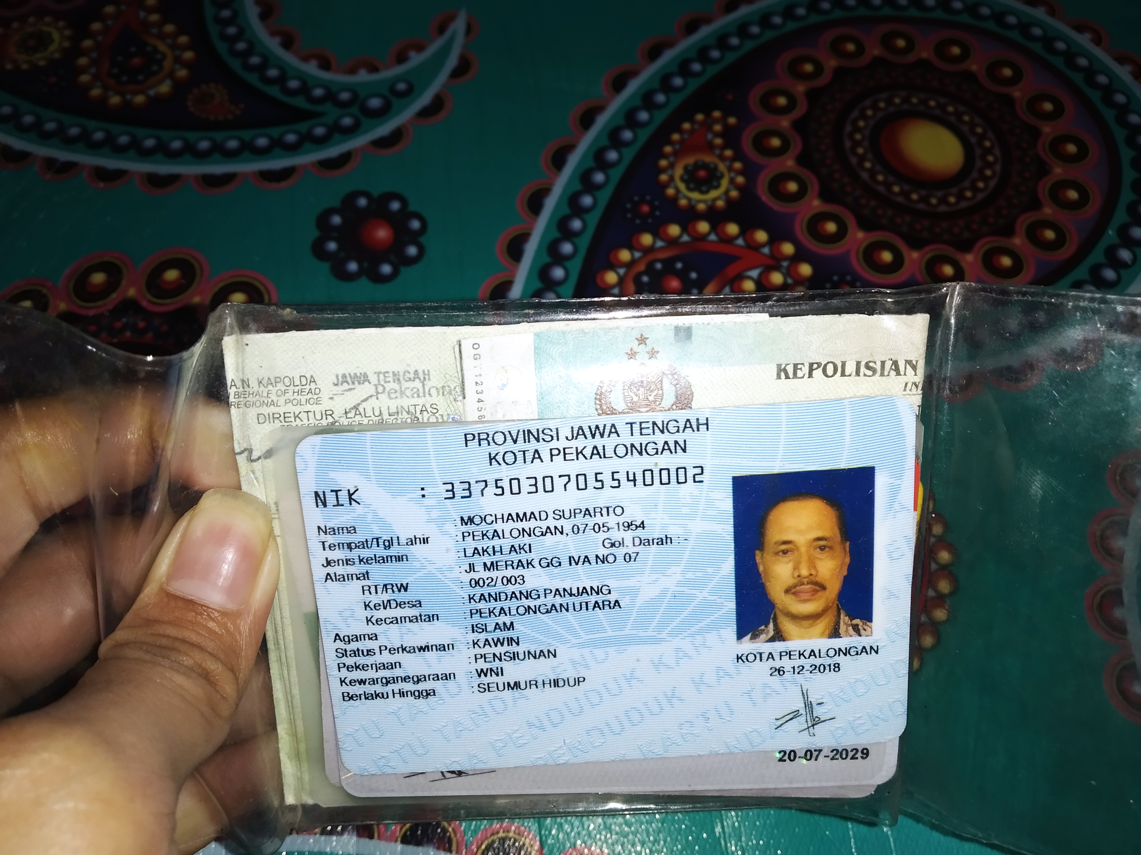 Foto laporan KTP, SIM, STNK, BPJS, dll (TB0271)