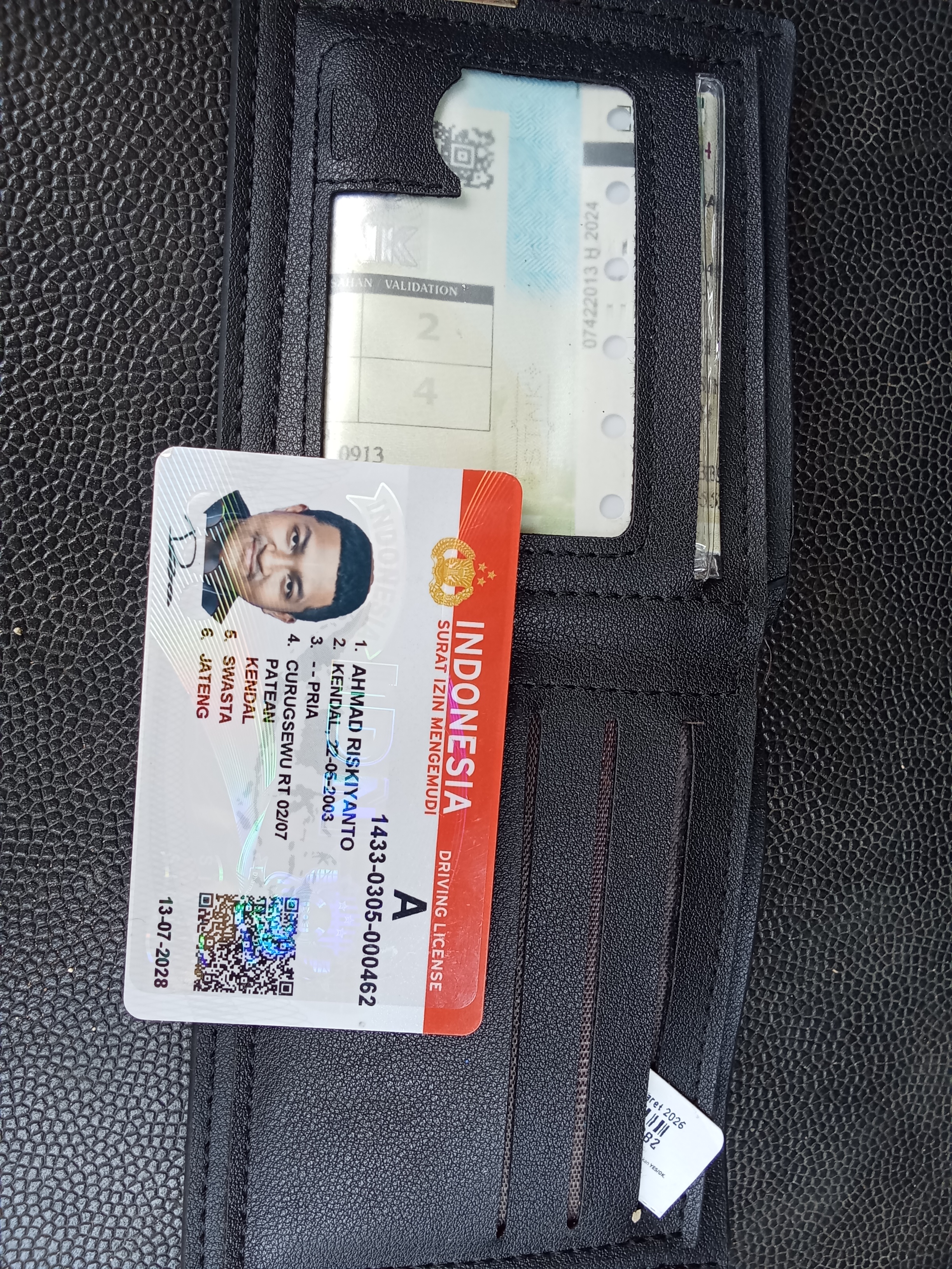 Foto laporan Dompet (TB0276)