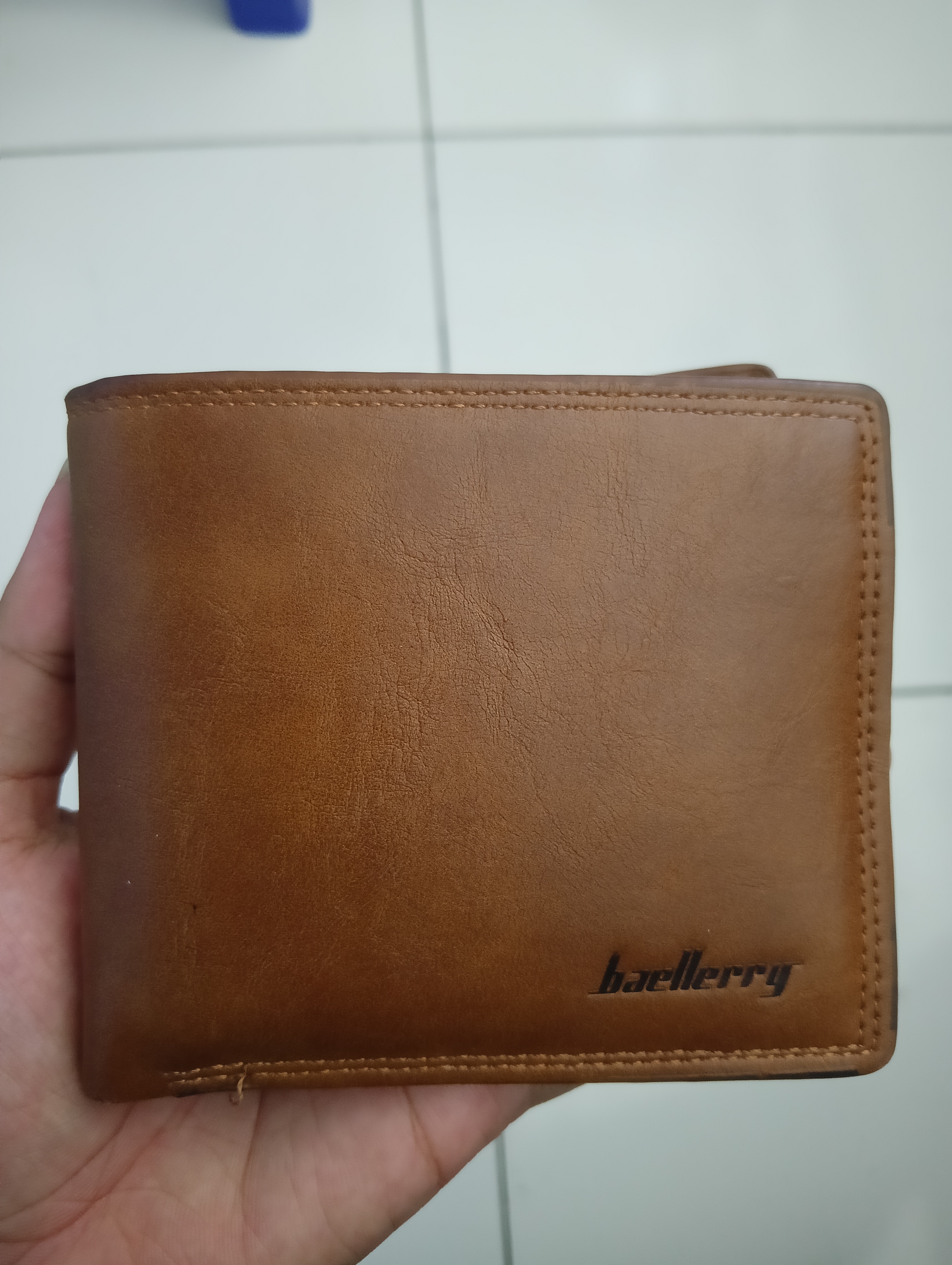 Foto laporan Dompet & isi (TB0291)