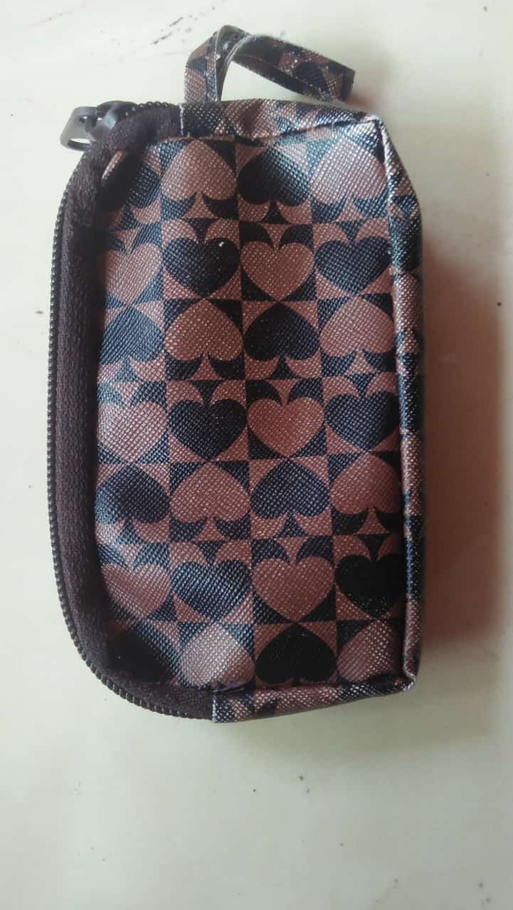 Foto laporan Dompet (TB0361)