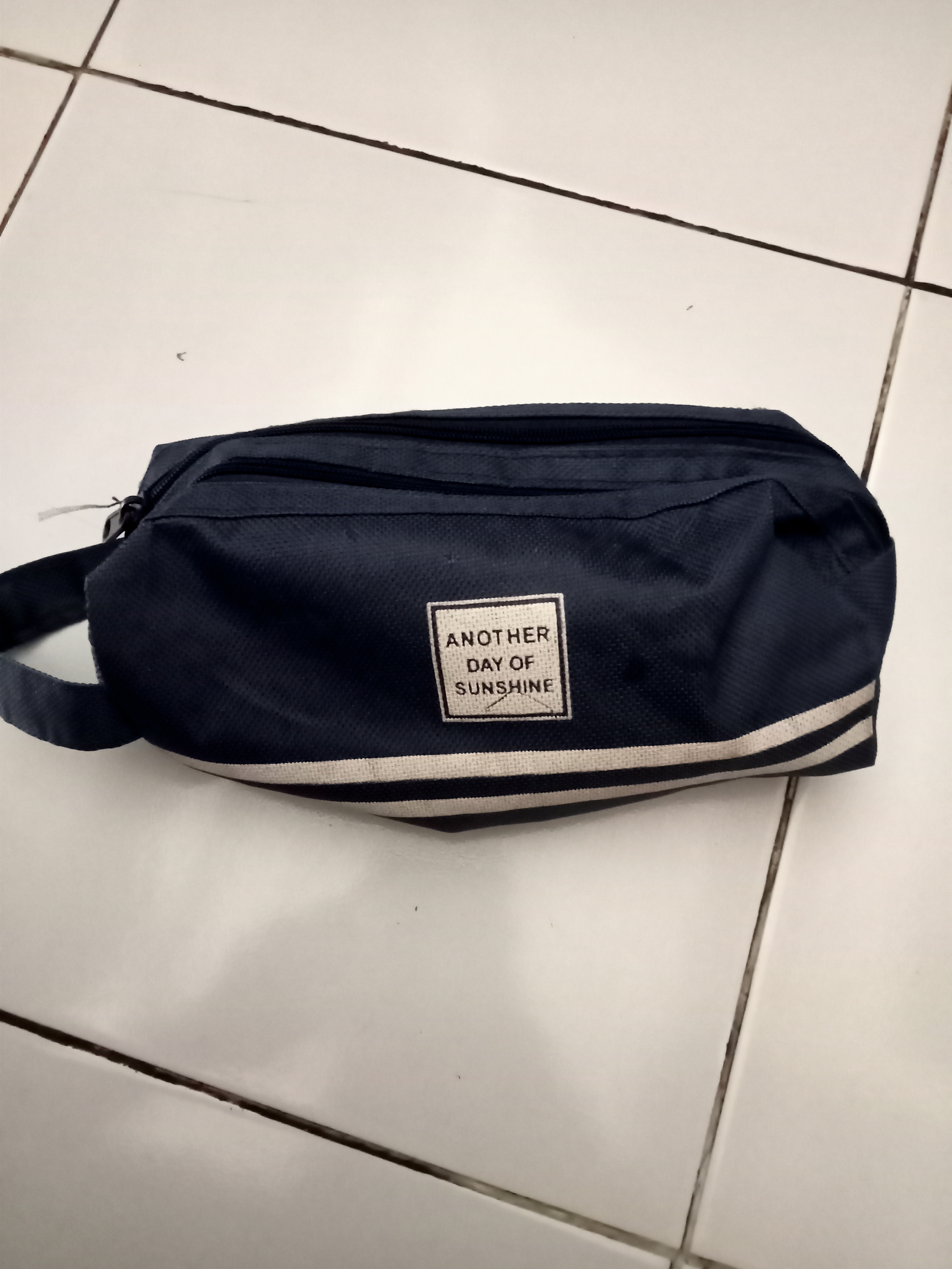 Foto laporan Tepak berisi makeup (TB0397)