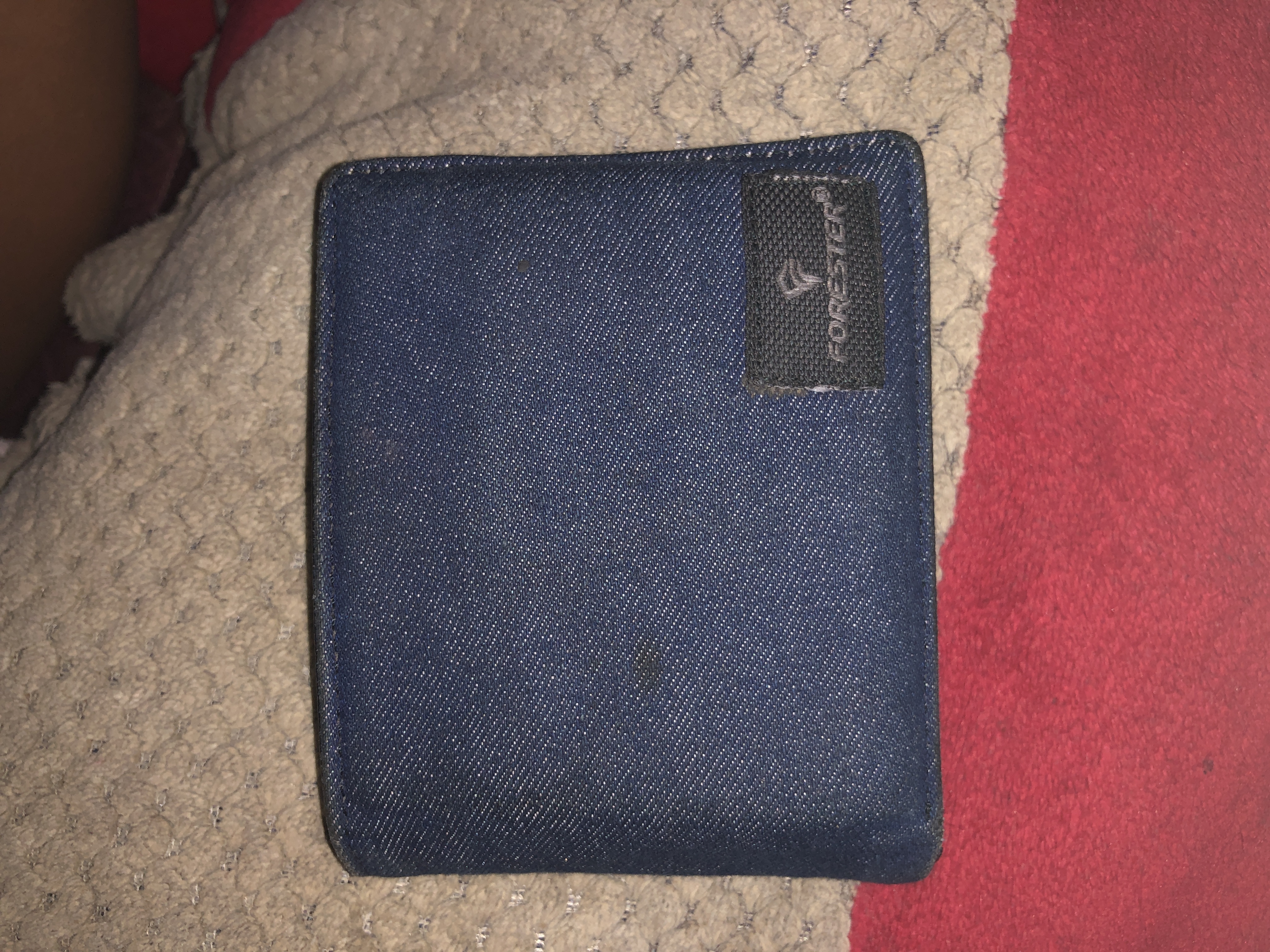 Foto laporan dompet (TB0429)