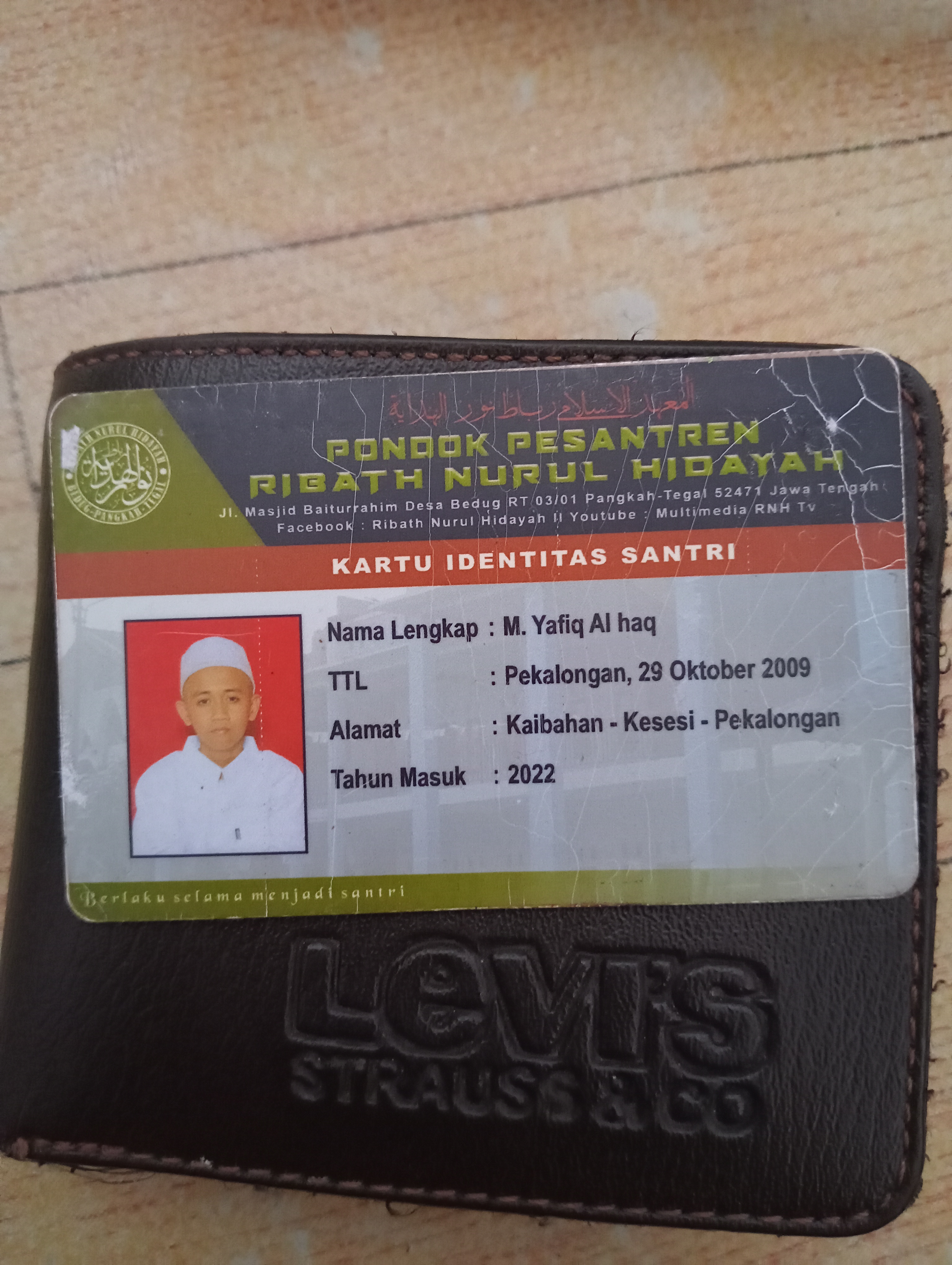 Foto laporan Dompet (TB0676)