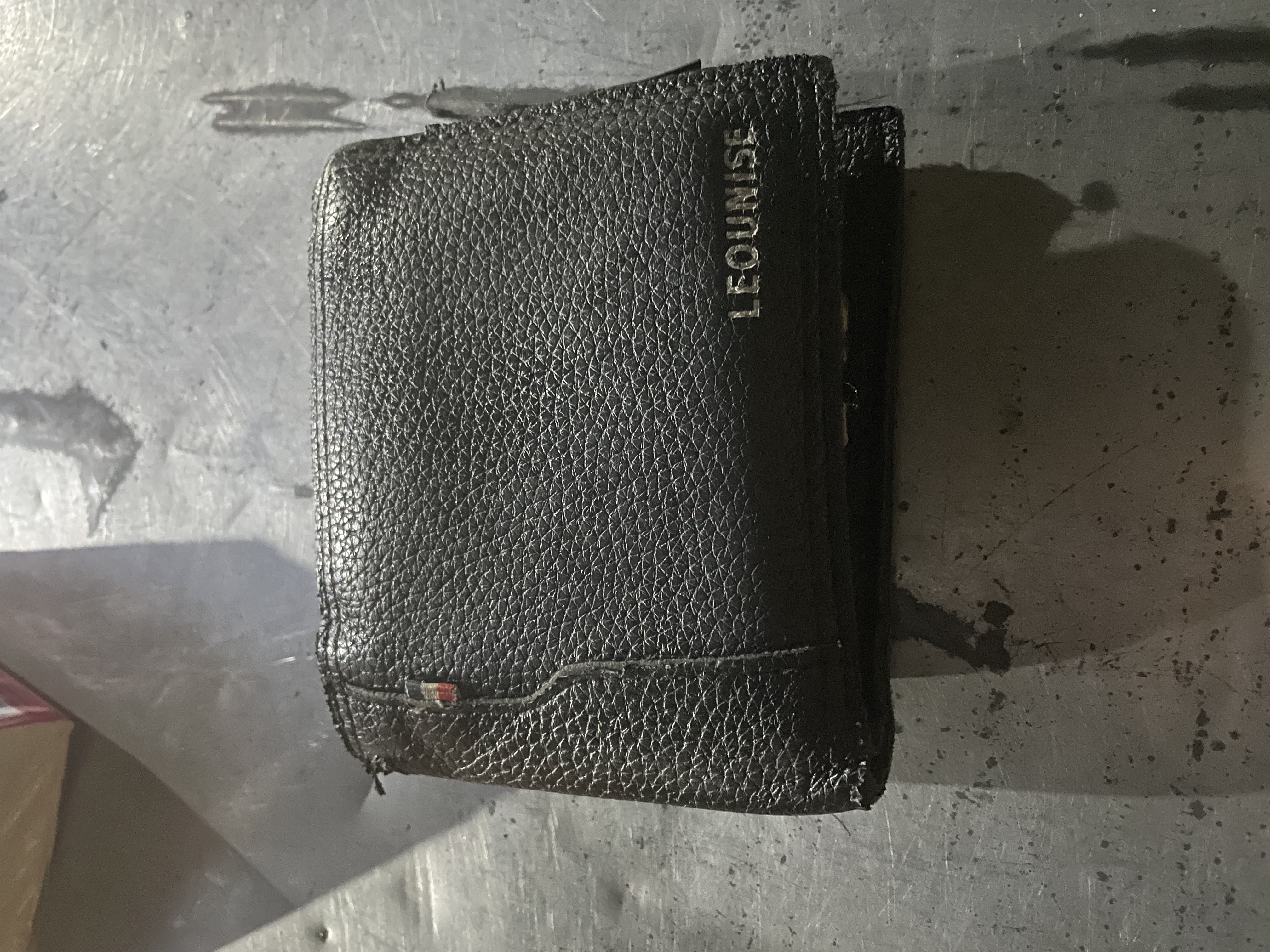 Foto laporan Dompet (TB0769)