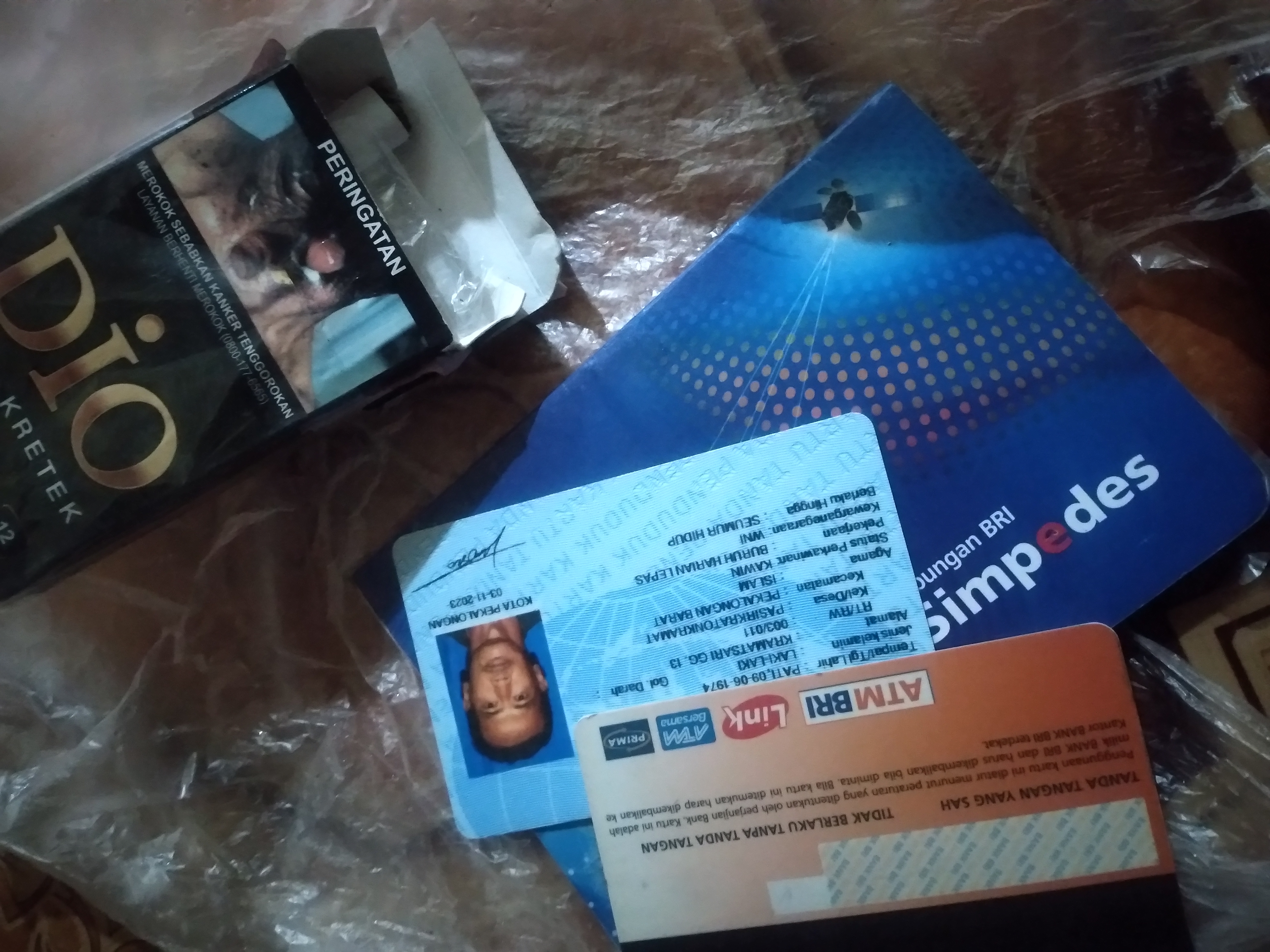 Foto laporan Buku tabungan,Atm BRI dan ktp (TB0795)