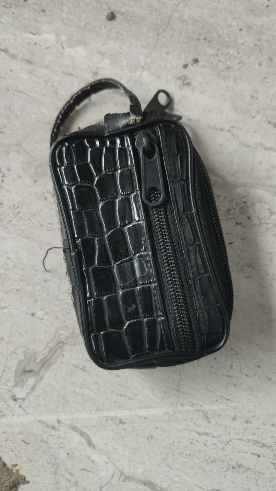 Foto laporan Dompet (TB0801)