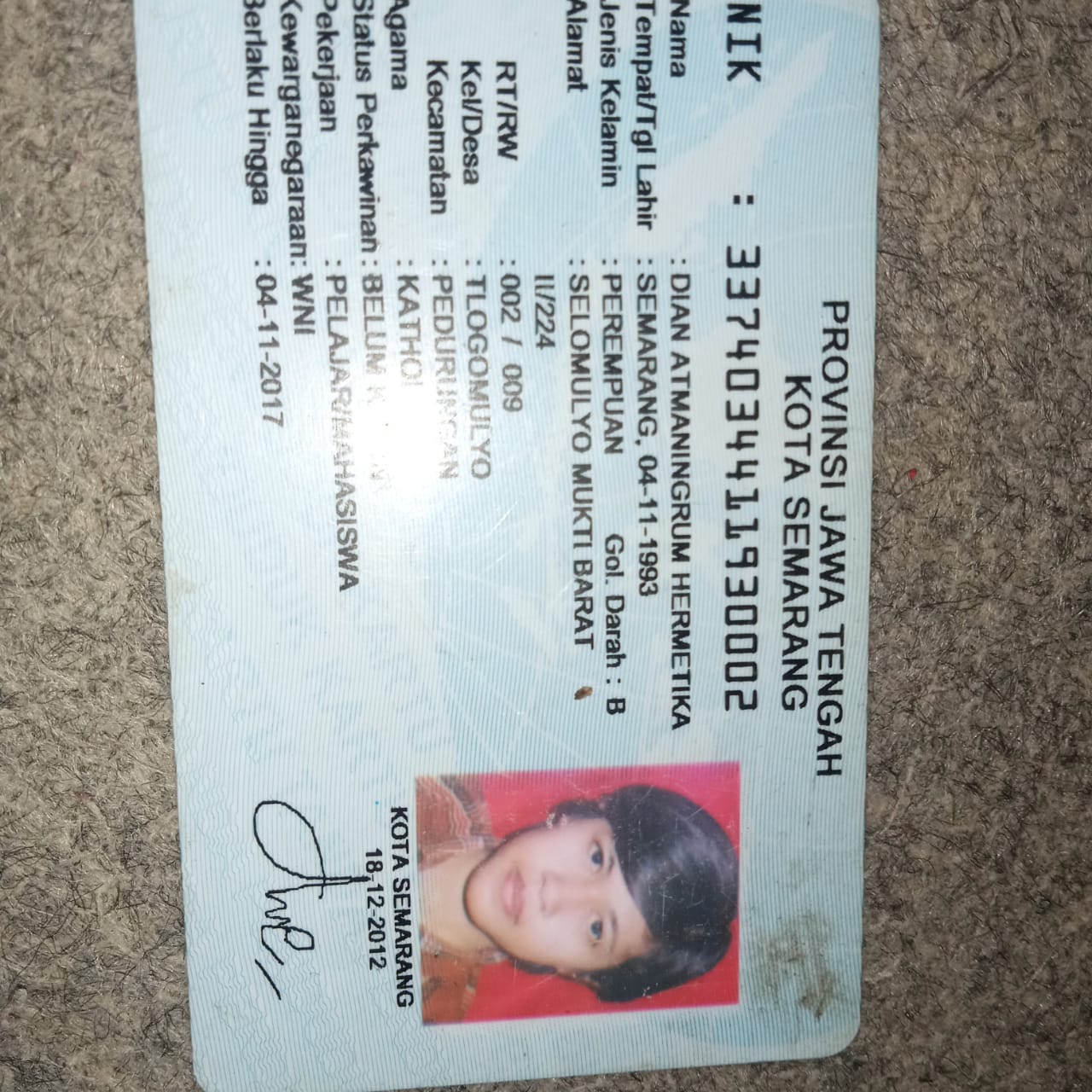 Foto laporan KTP (TB0877)