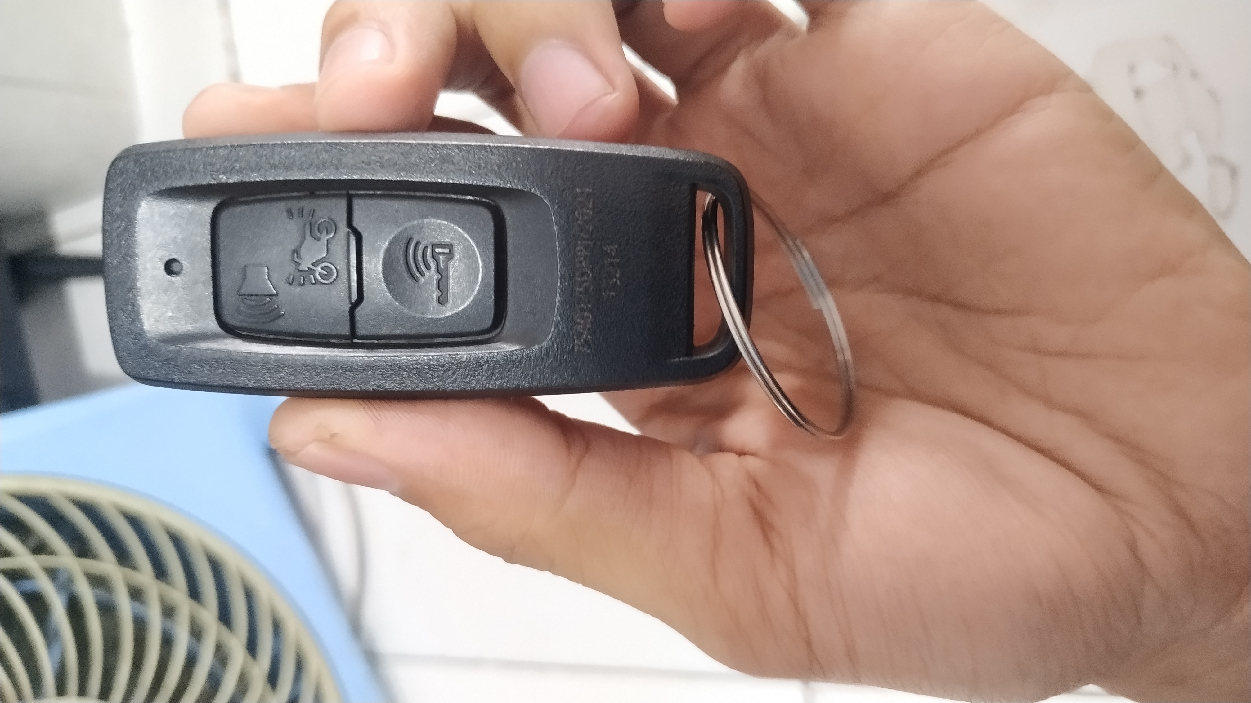 Foto laporan kunci remot motor (TB0941)