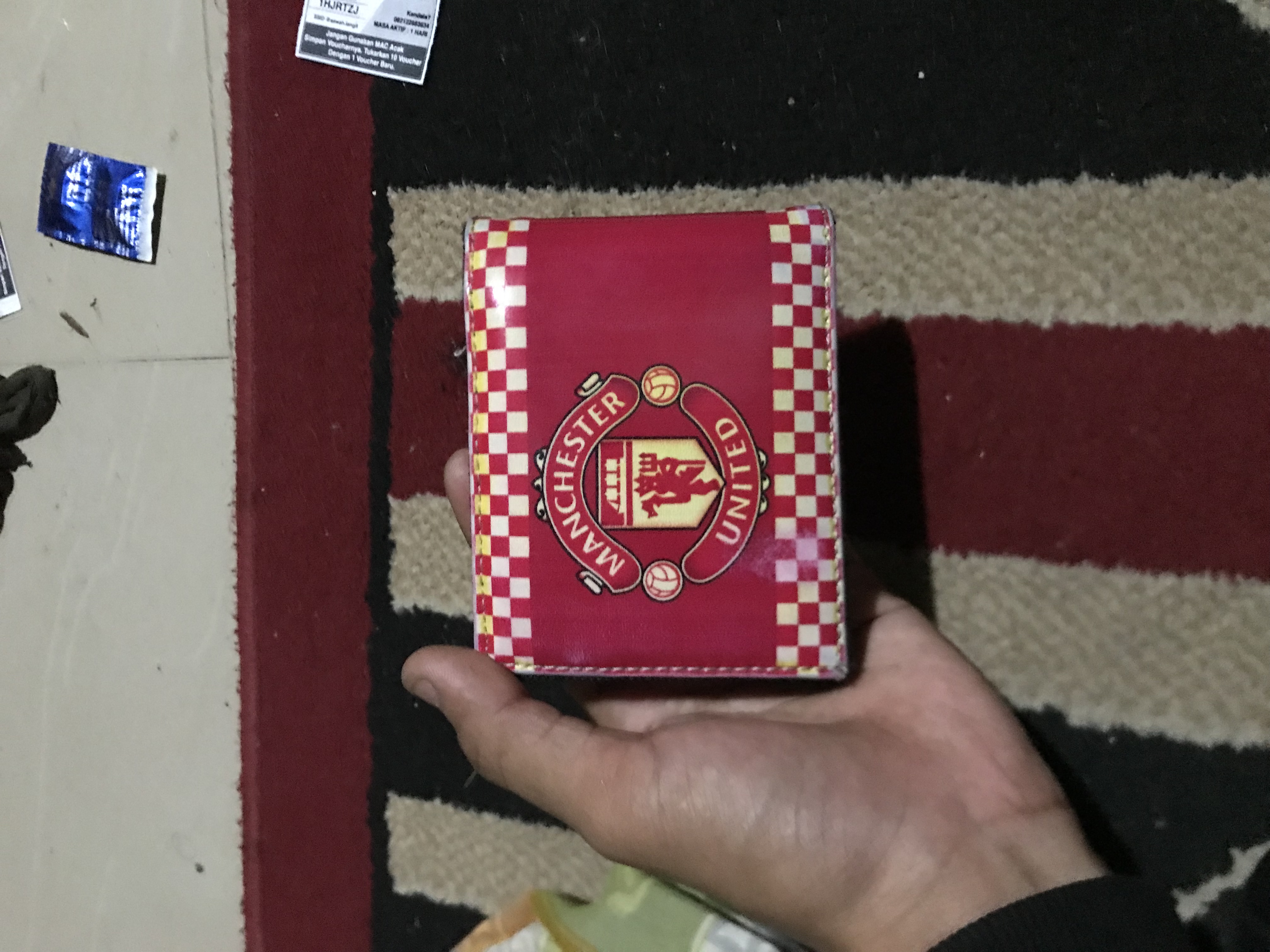 Foto laporan dompet (TB1070)