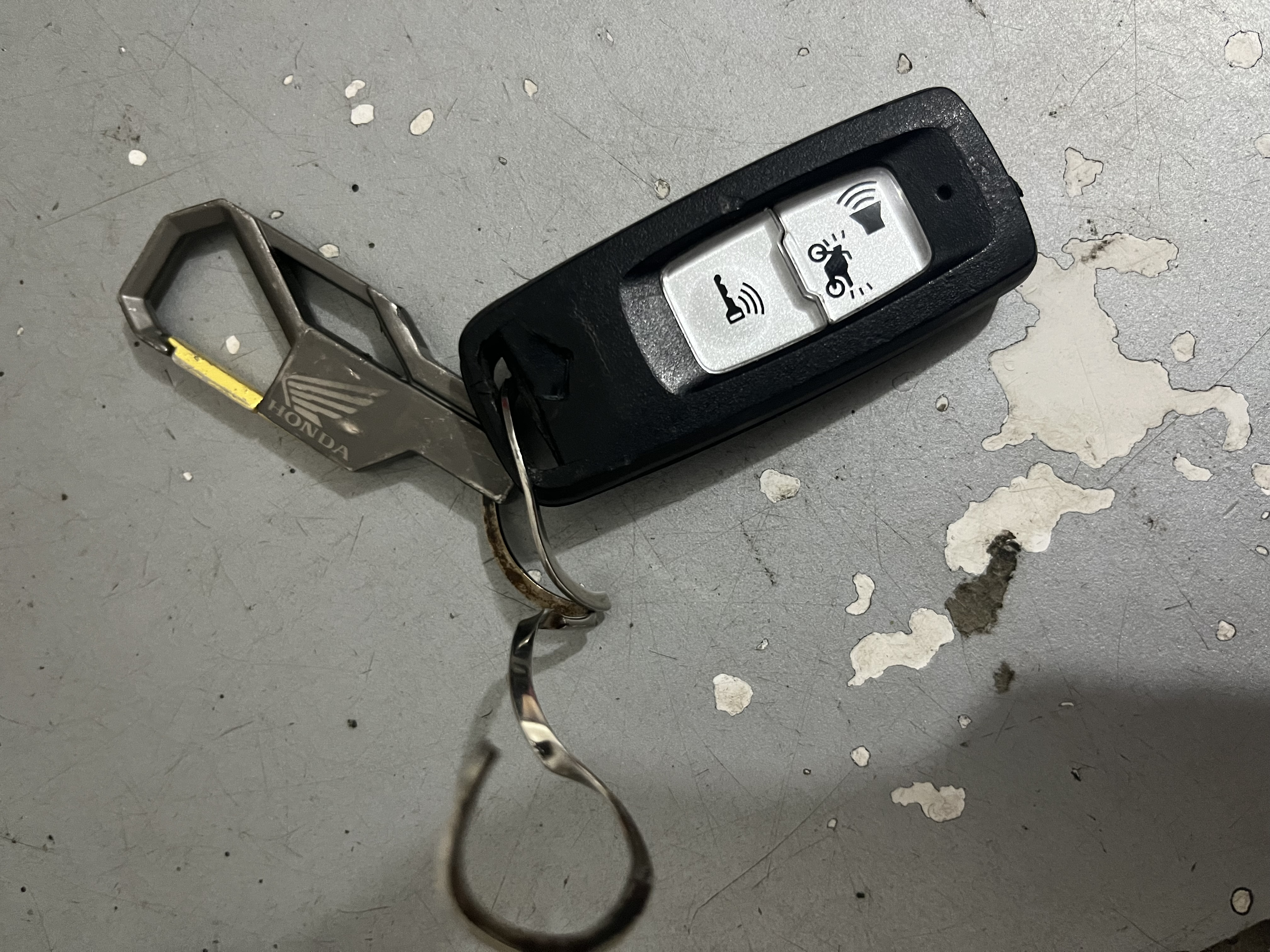 Foto laporan Remot motor (TB1082)
