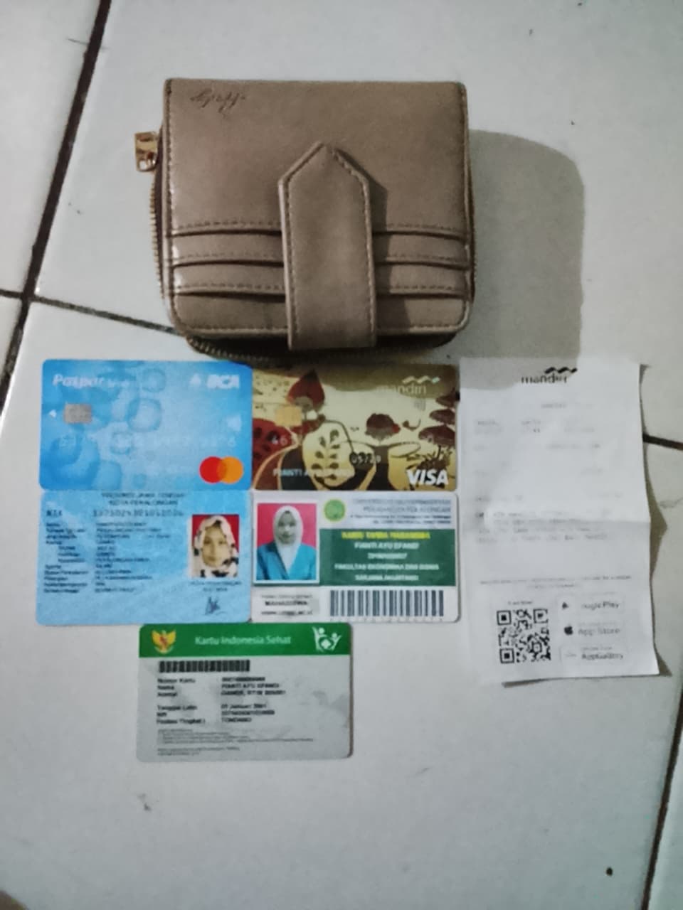 Foto laporan Dompet (TB1244)
