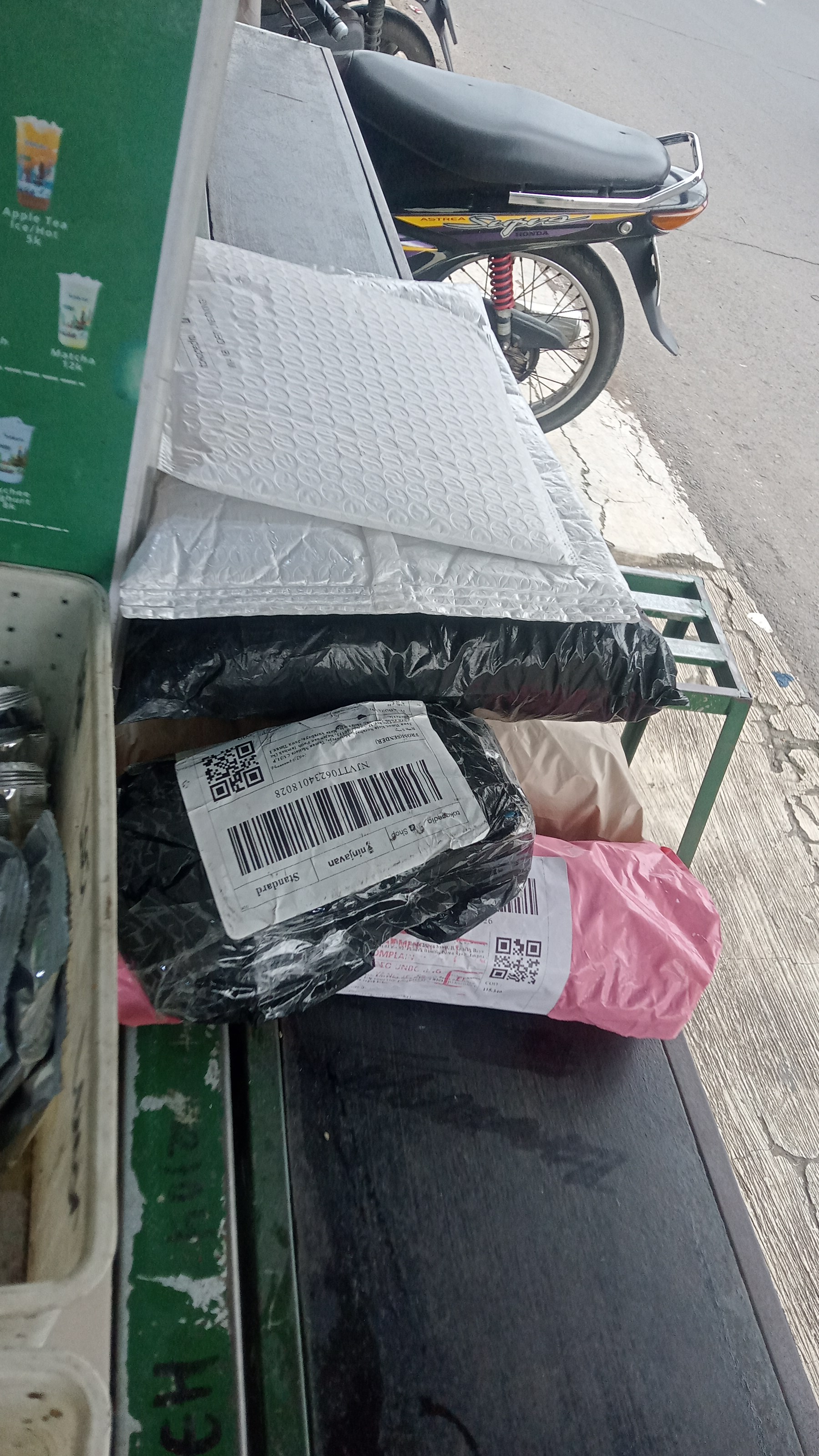 Foto laporan Paket (TB1269)