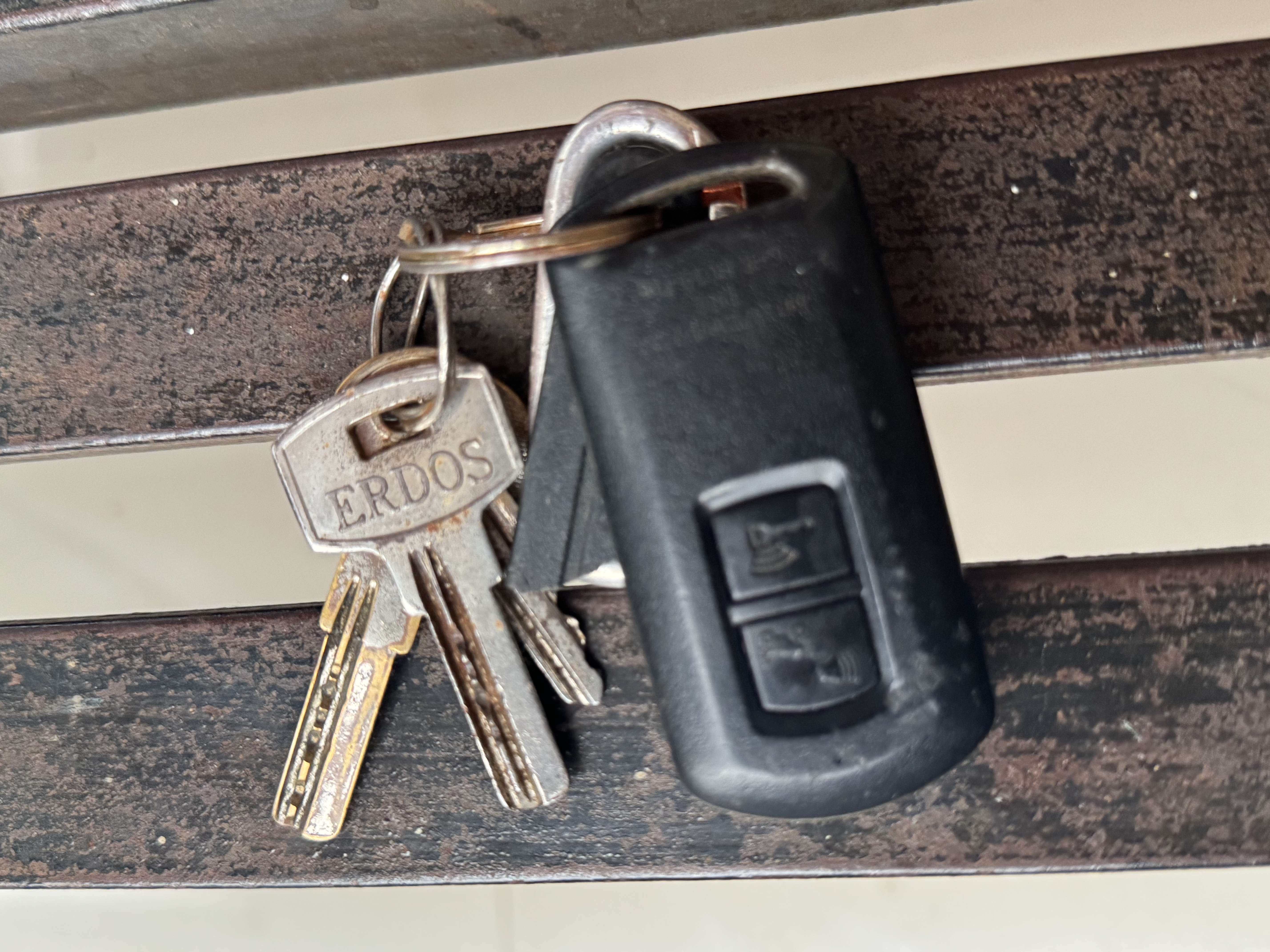 Foto laporan Kunci motor keyless (TB1275)