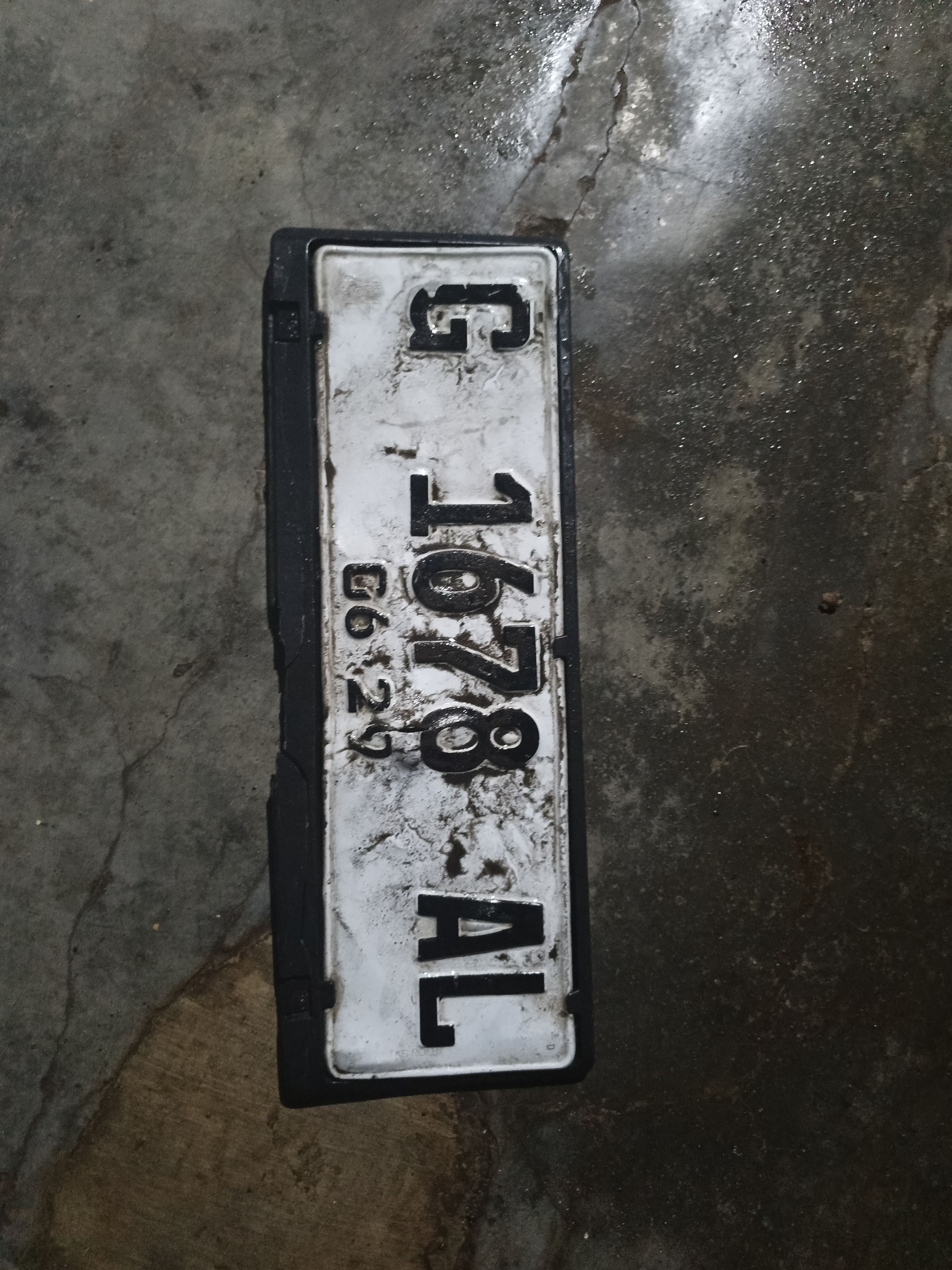 Foto laporan Plat nomor (TB1278)