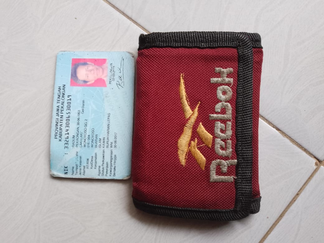Foto laporan Dompet (TB1318)