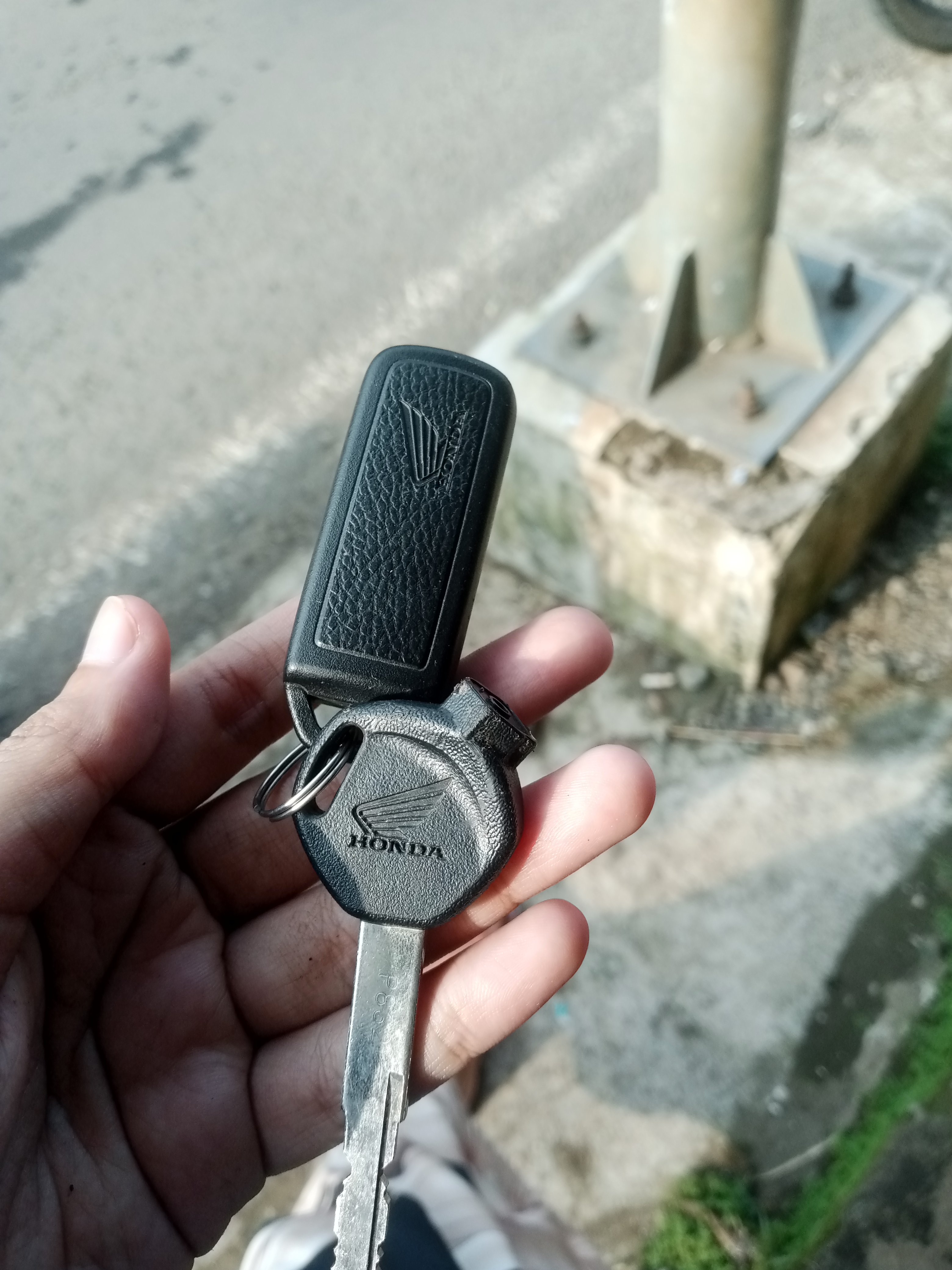 Foto laporan kontak motor (TB1323)