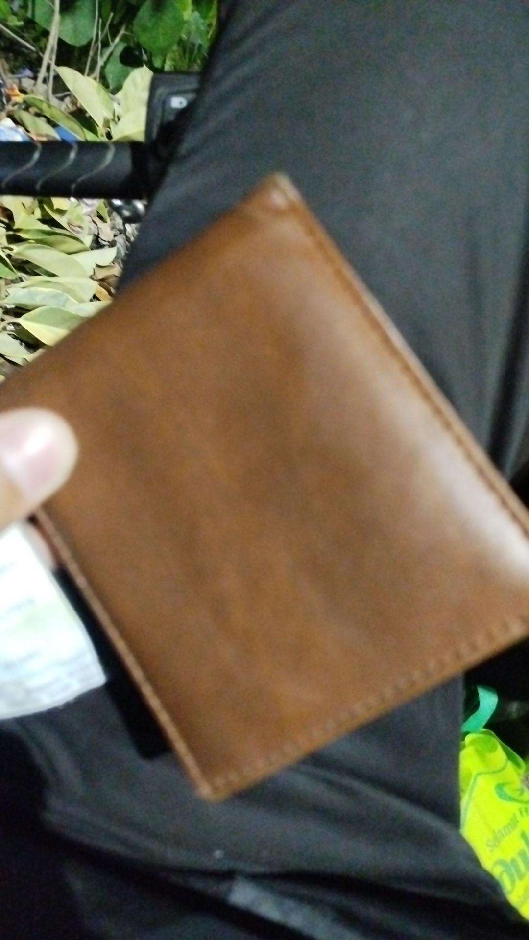 Foto laporan Dompet warna coklat (TB1359)