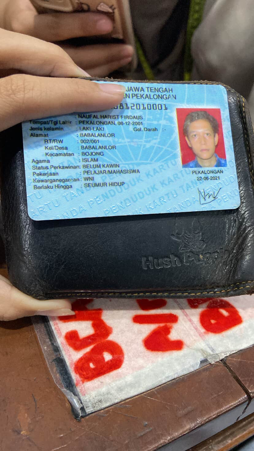 Foto laporan Dompet (TB1370)