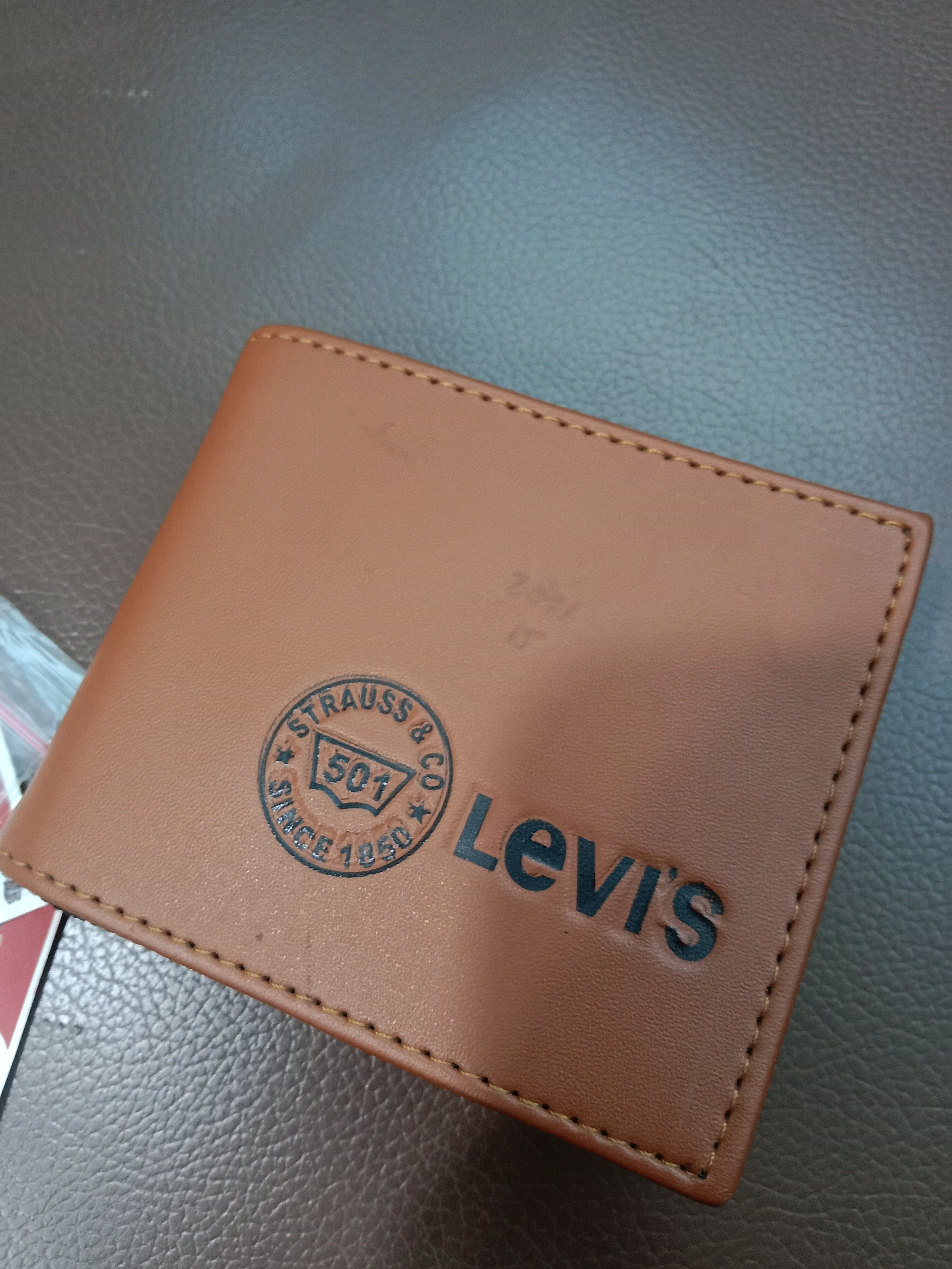 Foto laporan dompet (TB1388)