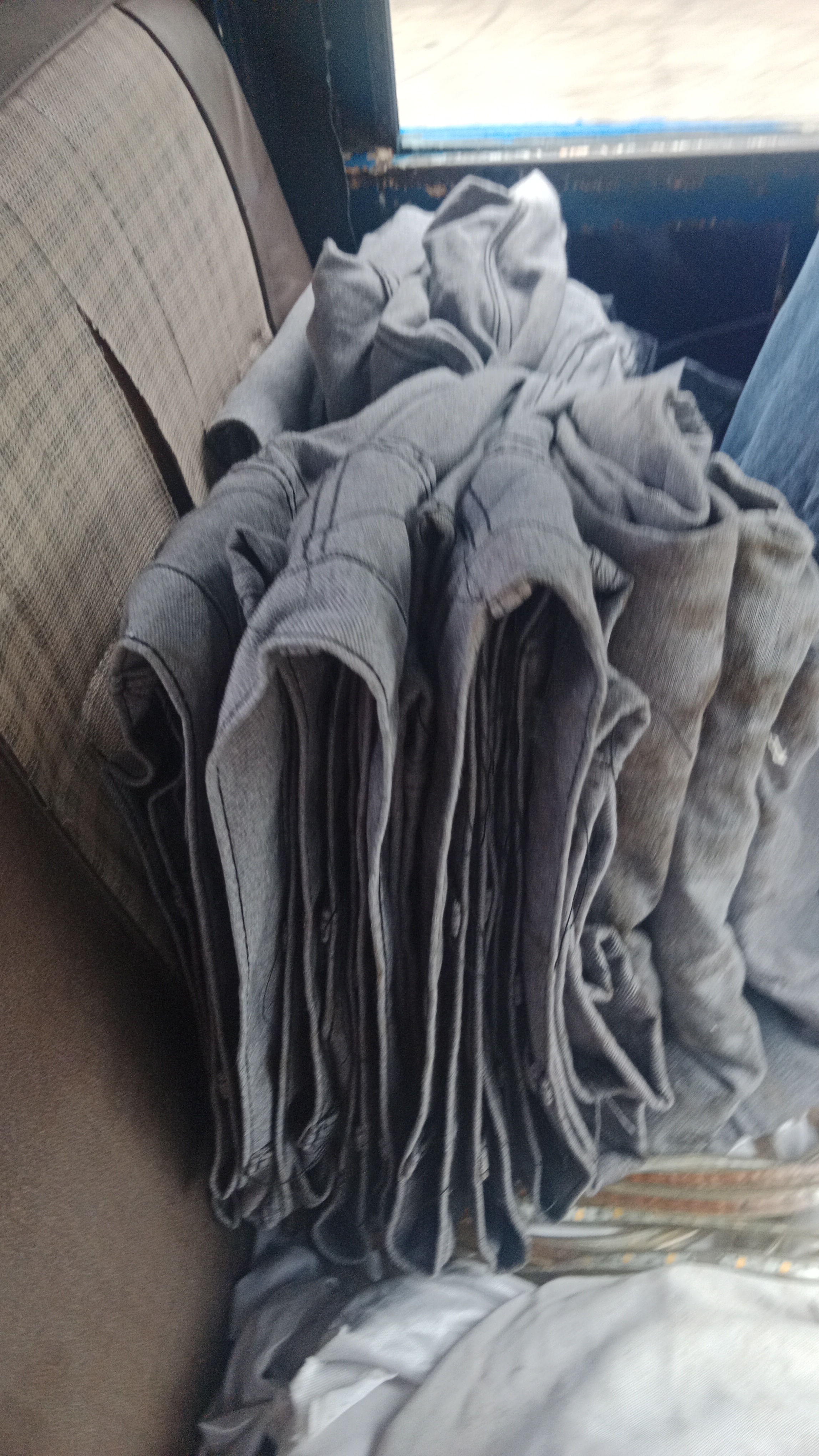 Foto laporan Jeans (TB1397)