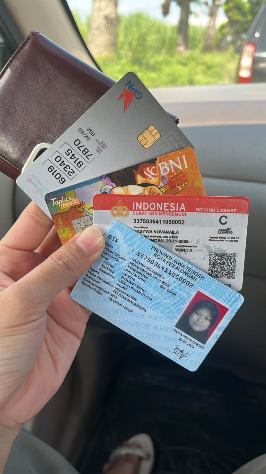 Foto laporan dompet (TB1430)