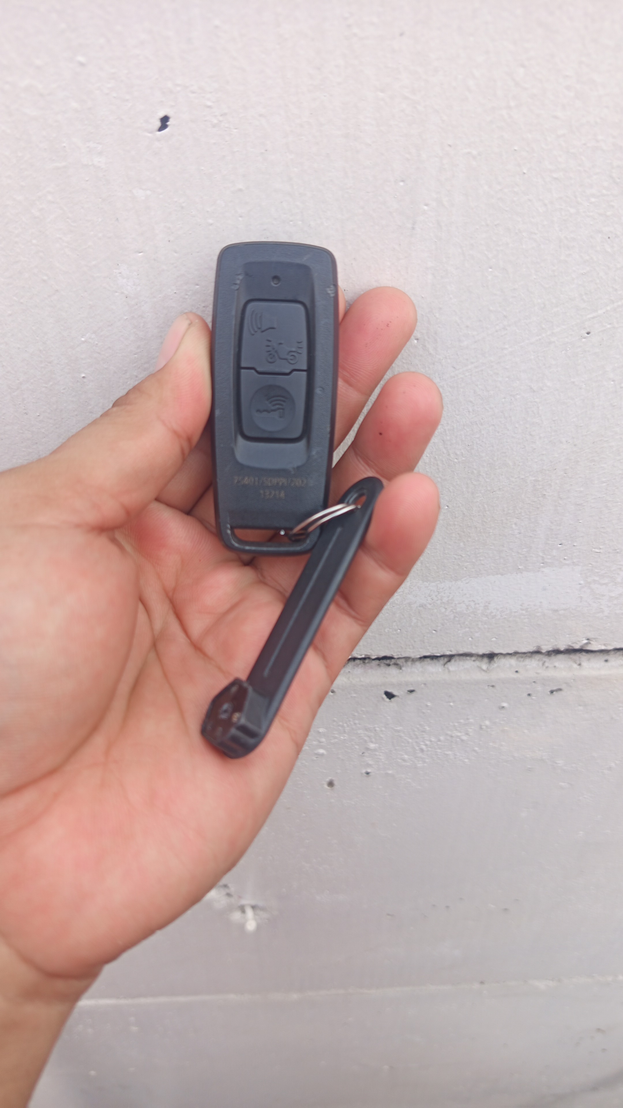 Foto laporan Kunci motor (TB1452)
